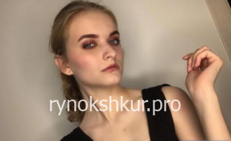 Анна Фростова