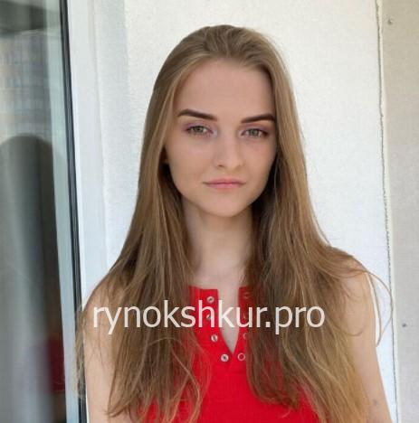 Анна Фростова
