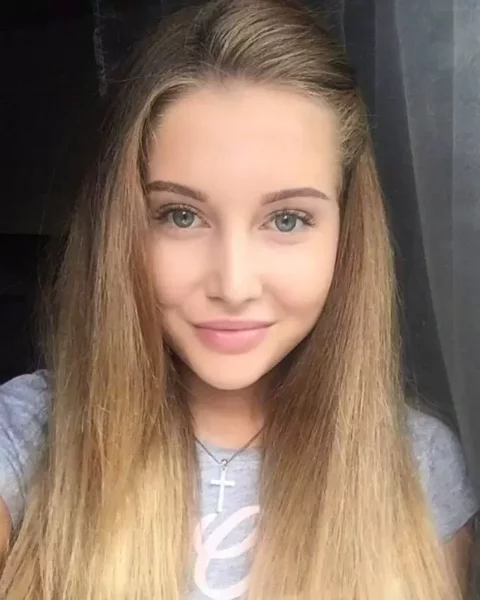 Юлия Максимова