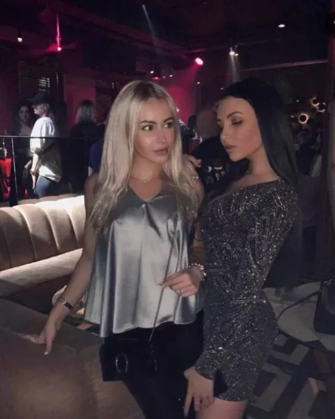 Юлия Захарова