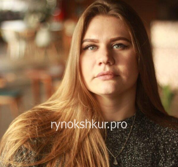 Арина Туковская