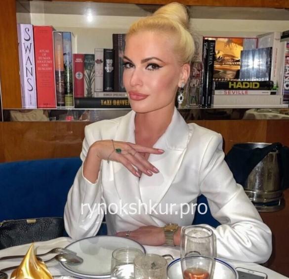 Елизавета Олеговна Беззубова