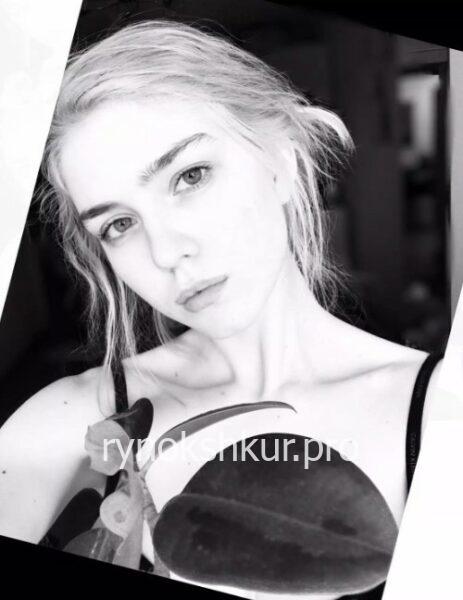 Елена Шутова