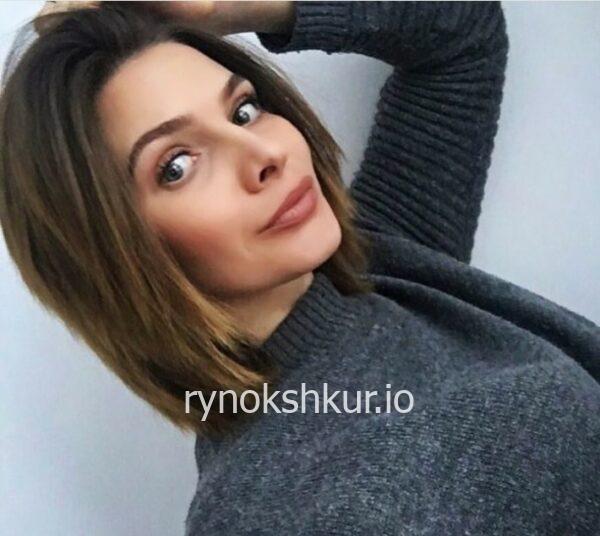 Анна Есина