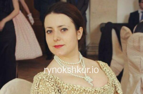 Александра Сухих